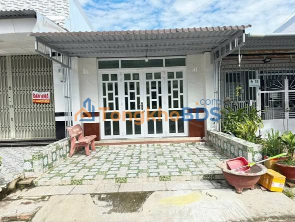 Nhà Nguyễn Thị Vị Rạch Giá 95m² 5 triệu - Ô tô vào nhà