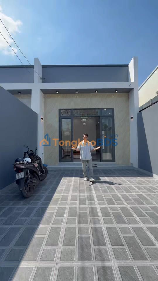 Nhà Mặt Tiền Rạch Sỏi 137m² - Kinh Doanh Sầm Uất, Giá 2.05 Tỷ