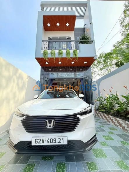 Nhà riêng Cần Giuộc 112m² giá 3,25 tỷ - Ô tô vào tận nhà