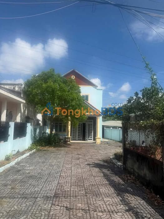 Nhà riêng Mỹ Xuân Phú Mỹ giá 8 triệu - Ô tô vào tận nhà