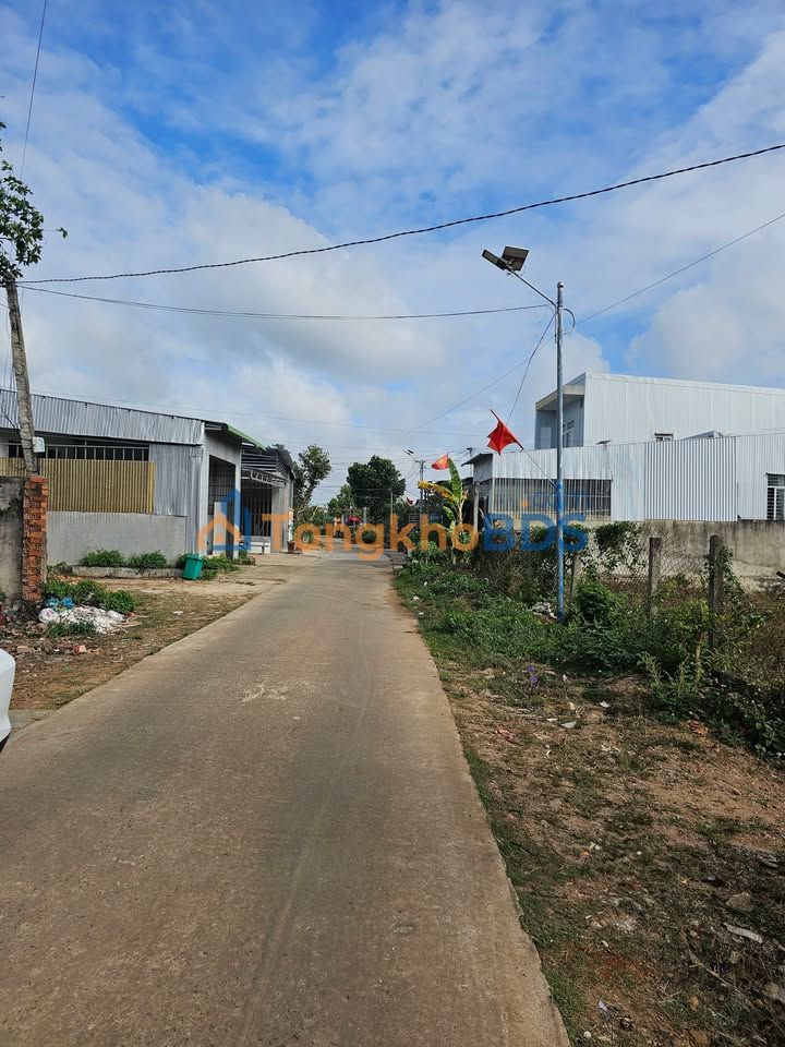 Đất nền Ea Kar 179m2 800 triệu - Sổ đỏ chính chủ