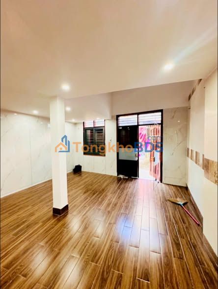 Nhà 5 Kiệt Trần Cao Vân 62m² 4 tỷ - Ô tô vào nhà