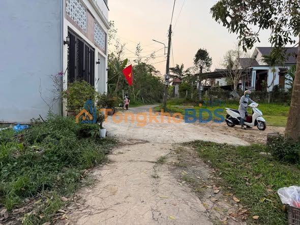 Đất nền Nguyễn Hoàng Thị xã Quảng Trị 120m² 590 triệu - Tiềm năng tăng giá