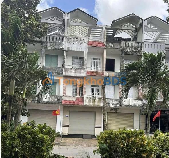 Nhà 3 Lầu Bùi Quang Trinh, Cần Thơ - 5PN, 6WC, Gần BV Hoàn Mỹ