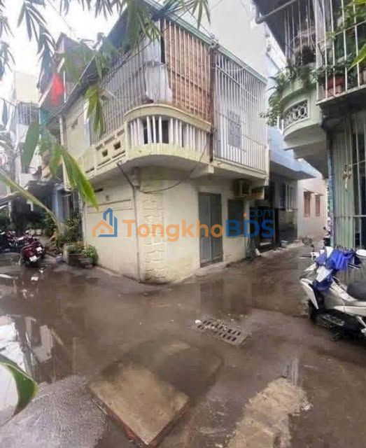 Nhà hẻm 04/32 Nguyễn Thái Học 22m2 1.65 tỷ - Ô tô vào tận nhà