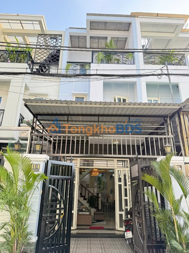 Nhà quận 12 Tô Ngọc Vân 60m² giá 5.65 tỷ - Ô tô vào tận nhà