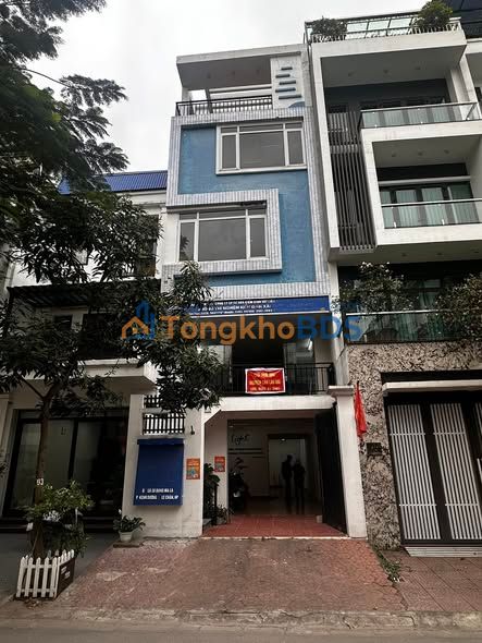 Nhà nguyên căn Đường Đặng Ma La 100m² 20tr - Ô tô vào tận nhà