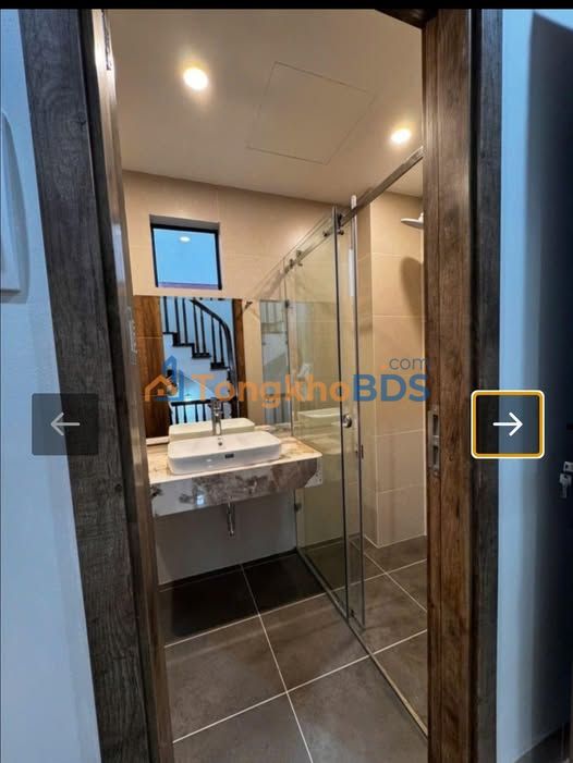 Nhà Lệ Mật Việt Hưng 70m² 12xx tỷ - Full nội thất gỗ