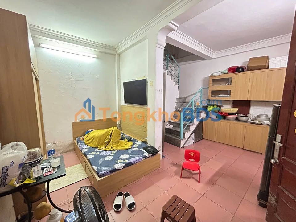 Nhà lô góc Thuỵ Khuê Tây Hồ 32m² 6.8 tỷ - Chính chủ sẵn ở