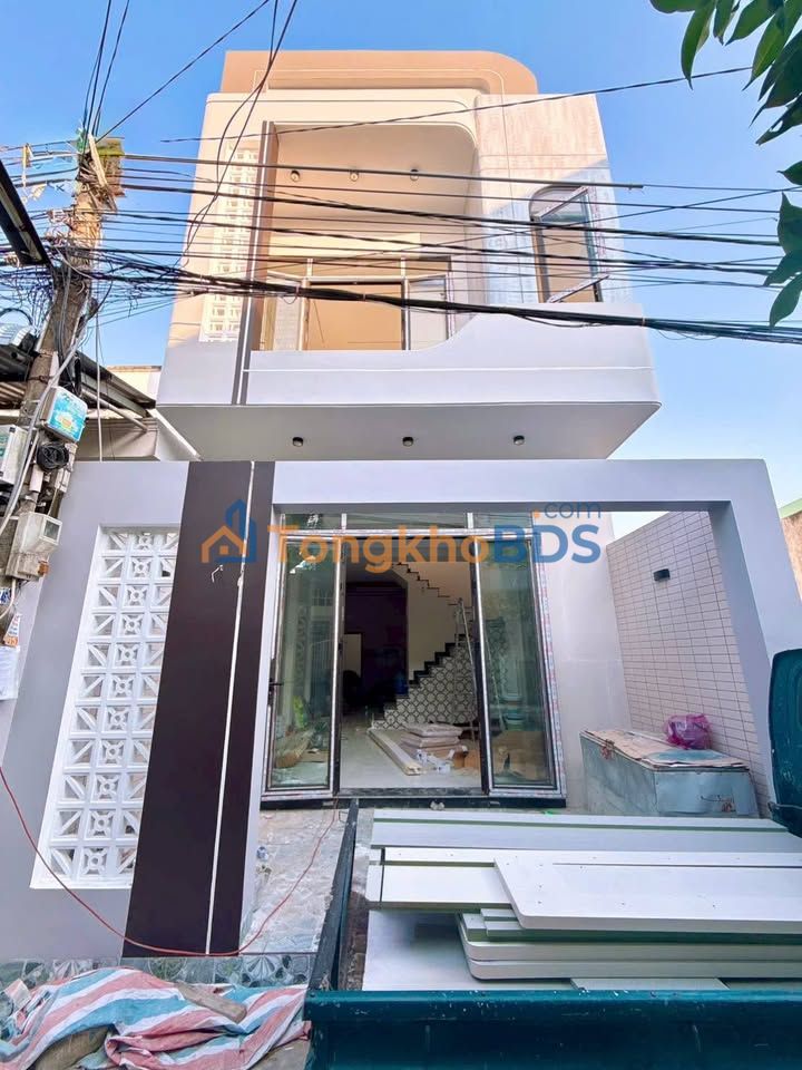 Nhà Nguyễn Văn Cừ Ninh Kiều 74m² giá 3.69 tỷ - Ô tô vào tận nhà