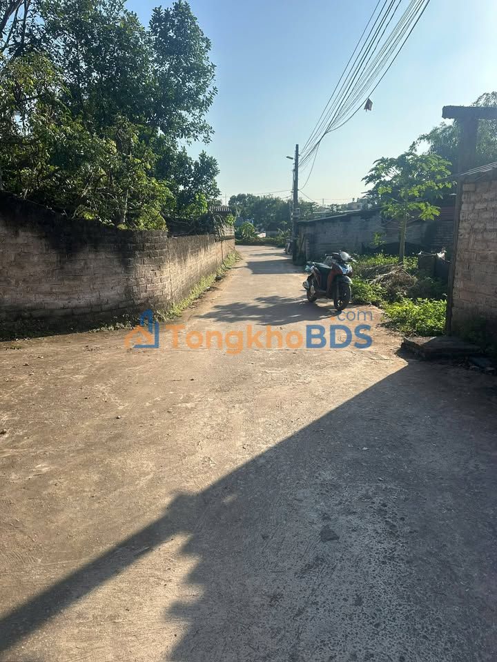 Đất nền Thị trấn Kép 255m² 2.2 tỷ - Sổ đỏ chính chủ