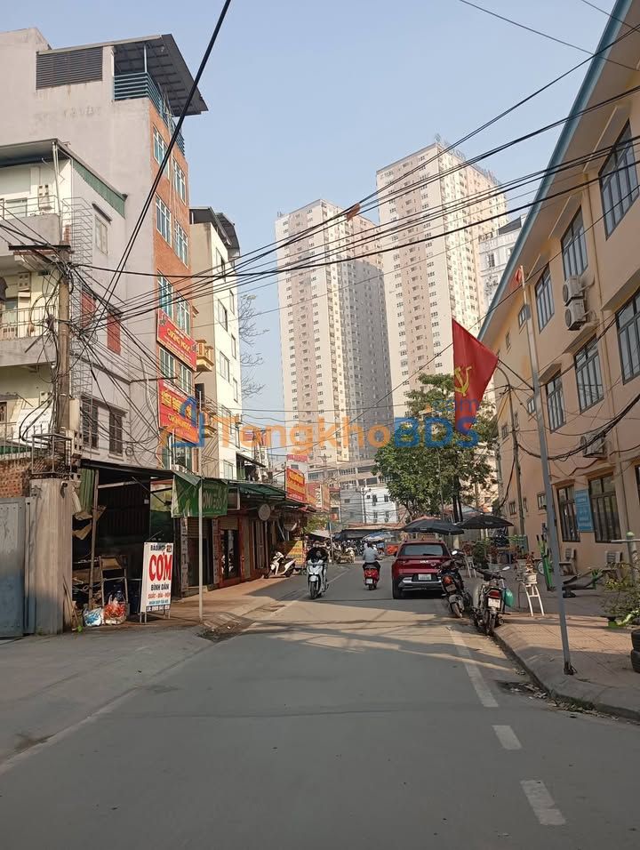 Nhà riêng Lai Xá QL32 46m² 11 tỷ - Sẵn sàng ở ngay