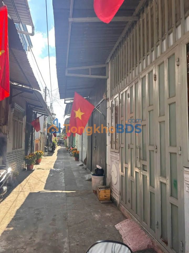 Nhà Thới Tam Thôn 6 Hóc Môn 32m² 1.29 tỷ - Chính chủ bán