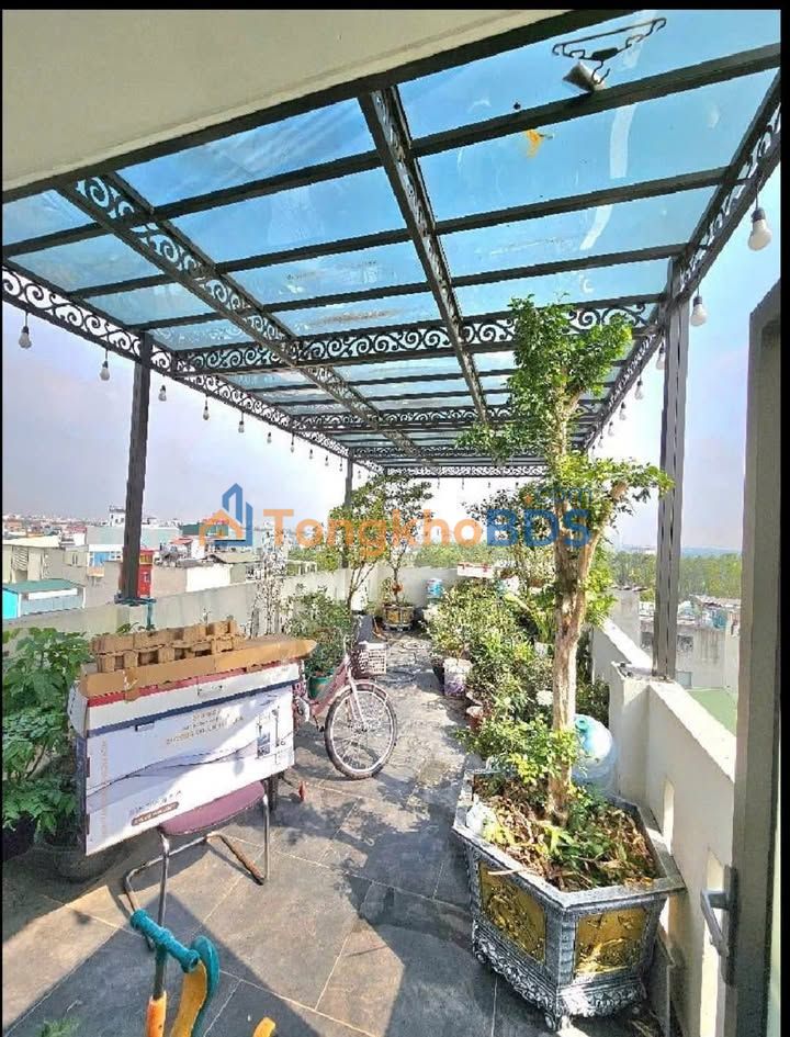 Nhà mặt phố Hoa Đông Long Biên 50m² 22 tỷ - Ô tô vào tận nhà