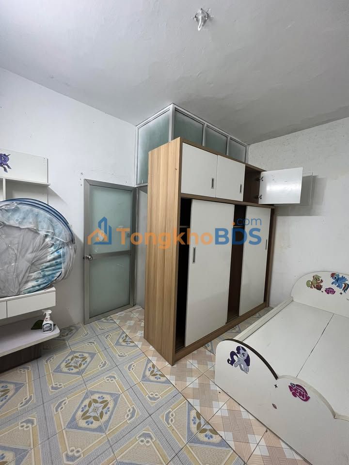 Nhà riêng Nguyễn Trãi 6 triệu - Sẵn sàng ở ngay