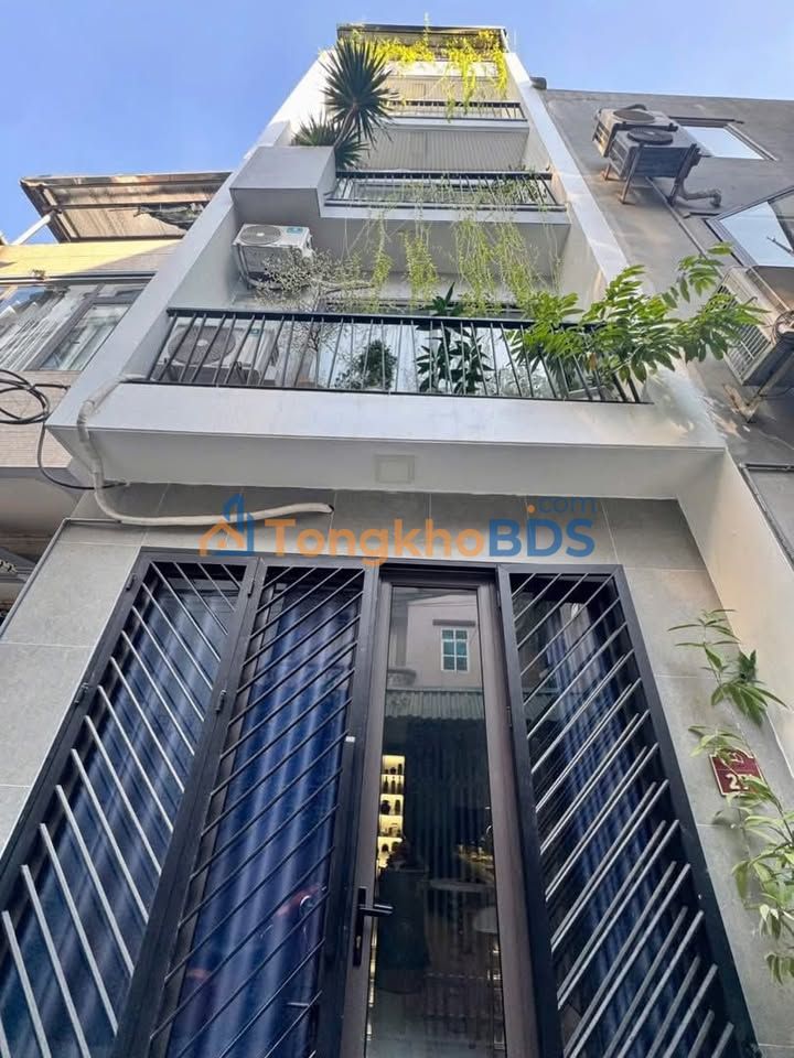 Nhà nguyên căn Cổ Linh Long Biên 12 triệu - Ô tô vào tận nhà