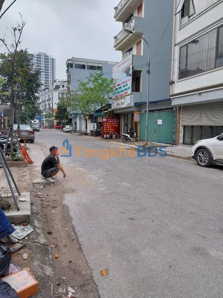 Đất nền Trâu Quỳ 102m² 16 tỷ - Sổ đỏ chính chủ