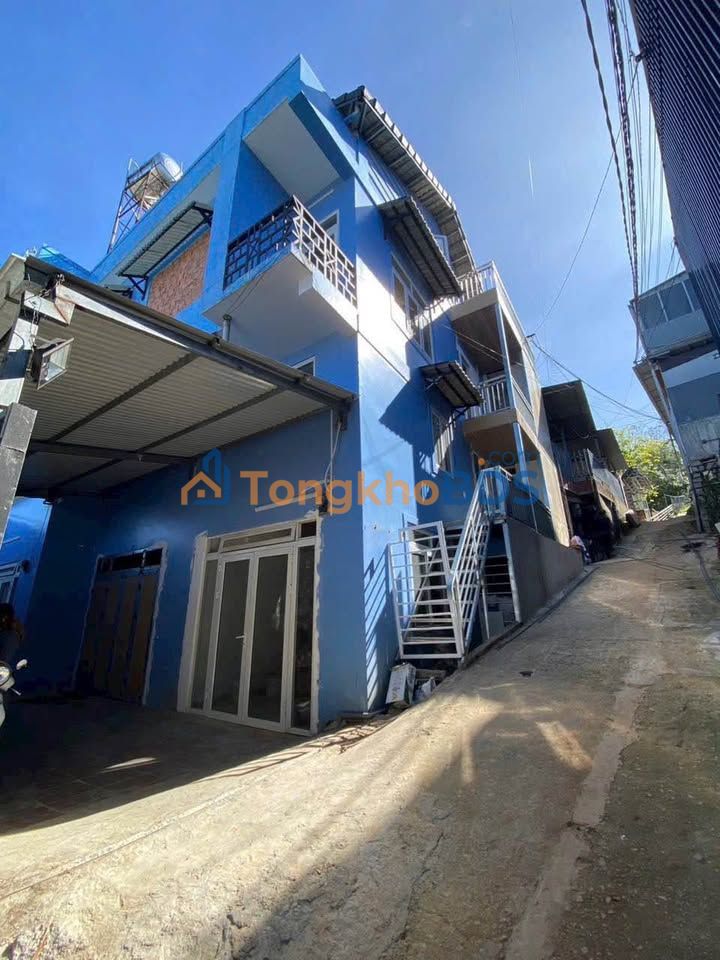 Nhà Cao Thắng Đà Lạt 50m² 2.2 tỷ - Ô tô vào tận nhà