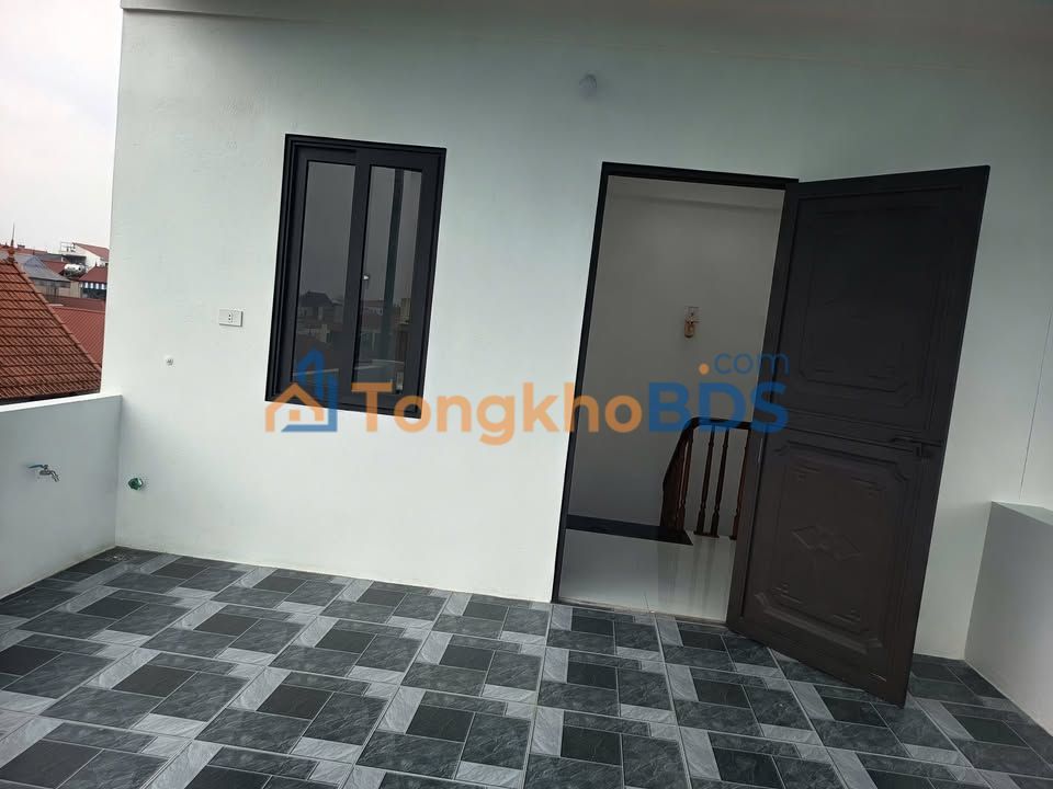 Nhà riêng Nguyễn Thái Học Đan Phượng 36m² 5 tỷ - Ô tô vào tận nhà