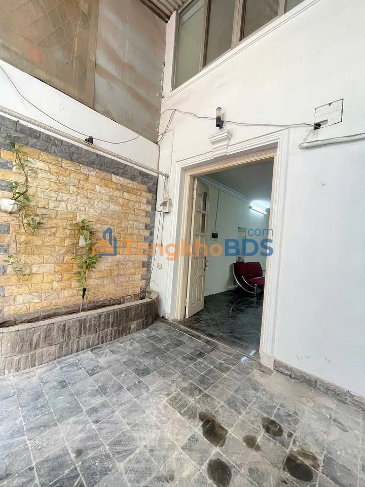 Nhà nguyên căn Nguyễn An Ninh 50m² 8tr - Ô tô đỗ sẵn