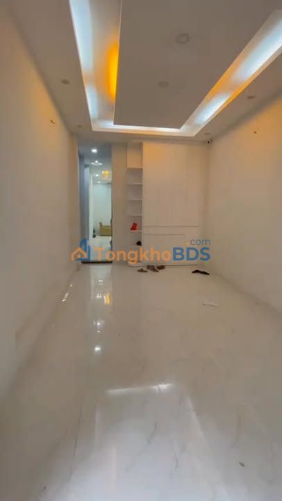 Nhà nguyên căn Ngõ 156 Phương Liệt 240m² - Ô tô vào tận nhà