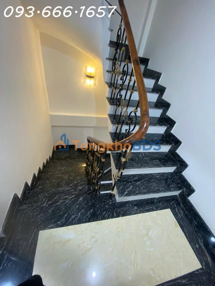 Nhà Trần Khát Chân 150m² giá 8.5 tỷ - Sẵn sàng ở ngay