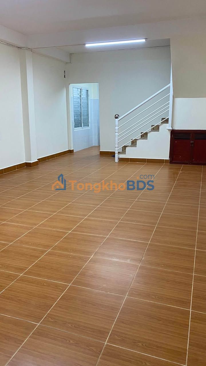 Nhà nguyên căn Phan Đình Phùng Bảo Lộc 10.5 triệu - Ô tô vào tận nhà