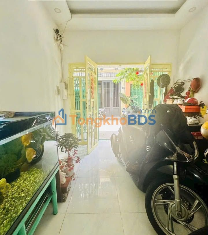 Nhà riêng Thành Thái P14 Q10 55m² 8.5 tỷ - Ô tô vào tận nhà