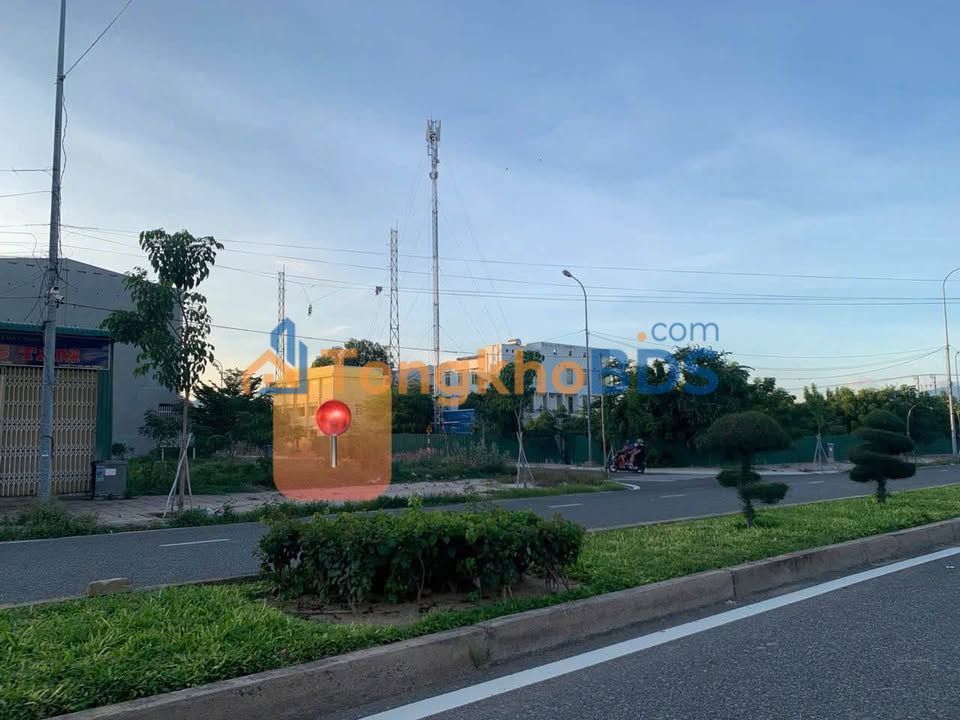 FrontHouse Nguyễn Chích Mỹ Bình 192m² 8 tỷ - Lô góc đắc địa làm ăn