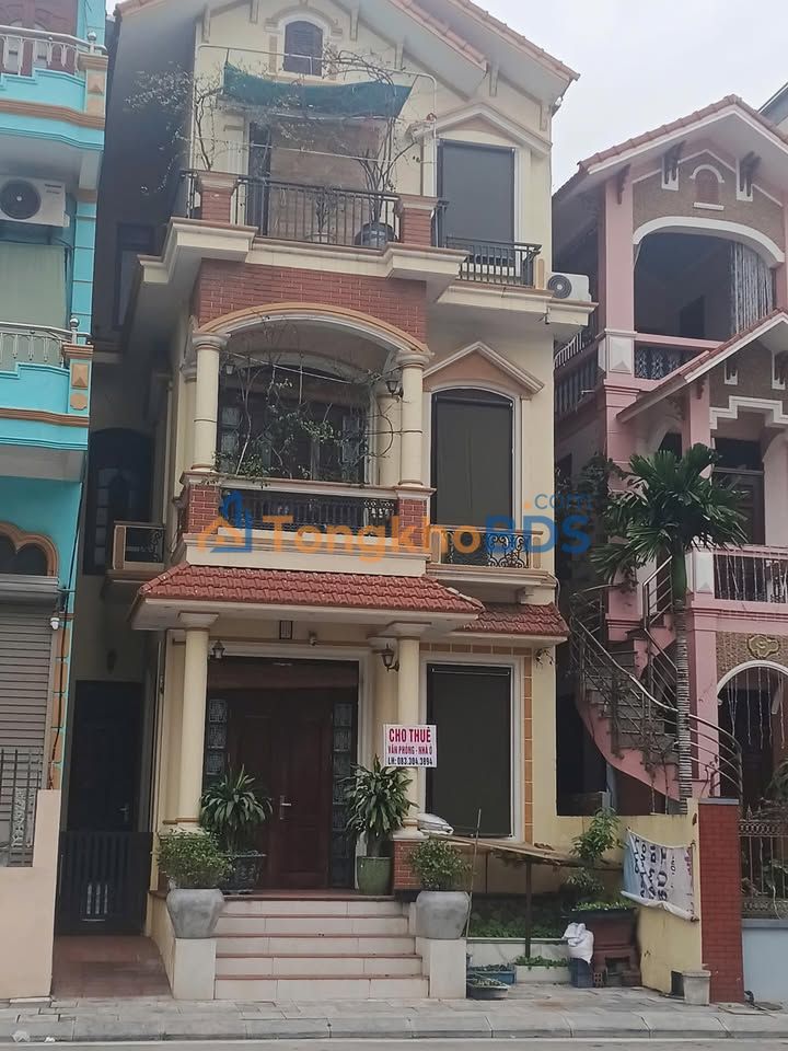 Nhà phố Ba Lan Hạ Long 110m² 10 triệu - Mặt tiền kinh doanh