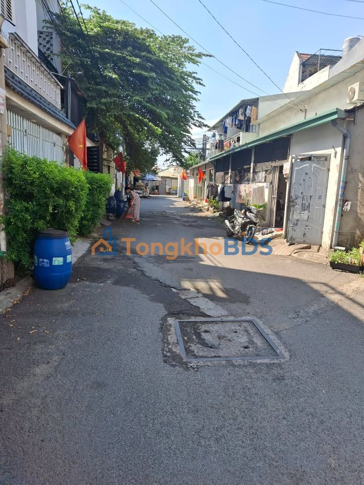 Nhà Đình Phong Phú Thủ Đức 82m² 7.1 tỷ - Ô tô vào tận nhà