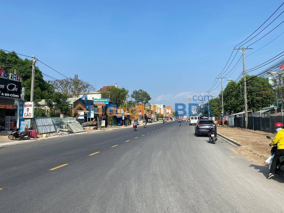 Nhà mặt tiền Lò Lu Q9 162m2 16.5 tỷ - Mặt tiền kinh doanh