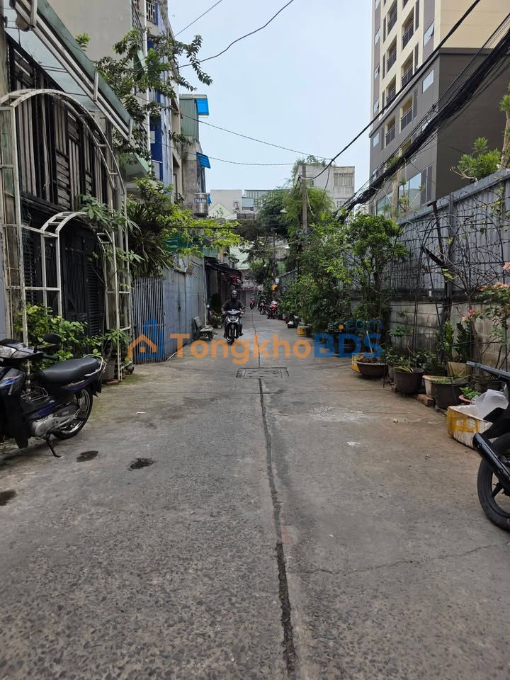 Nhà Quận 10 35m² giá 5 tỷ - Ô tô vào tận nhà
