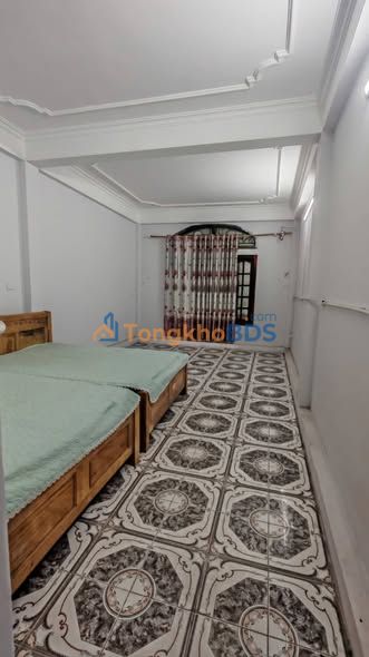 Nhà nguyên căn Giải Phóng, Hoàng Mai 420m² giá 30 triệu - Ô tô vào tận nhà