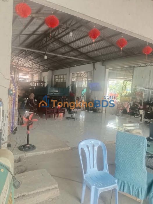 Nhà nguyên căn Vĩnh Lộc A 240m² giá 13 triệu - Ô tô vào tận nhà