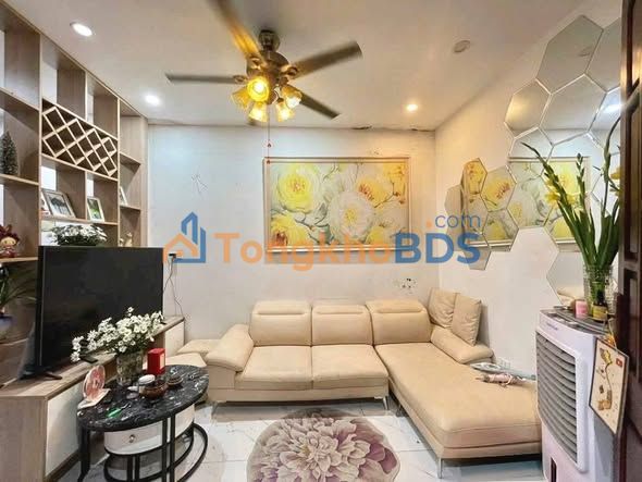Nhà riêng Bồ Đề Long Biên 40m² giá 6 tỷ - Sẵn sàng ở ngay