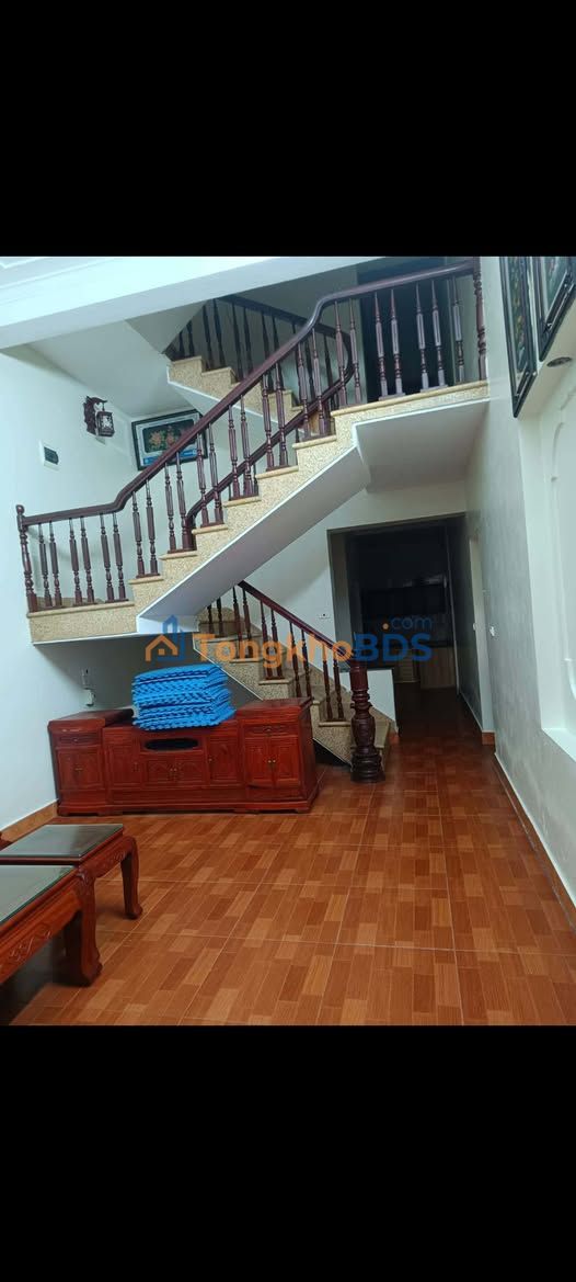 Nhà 3 Ngủ Có Sân Đại Phúc - Giá 8 Triệu/Tháng