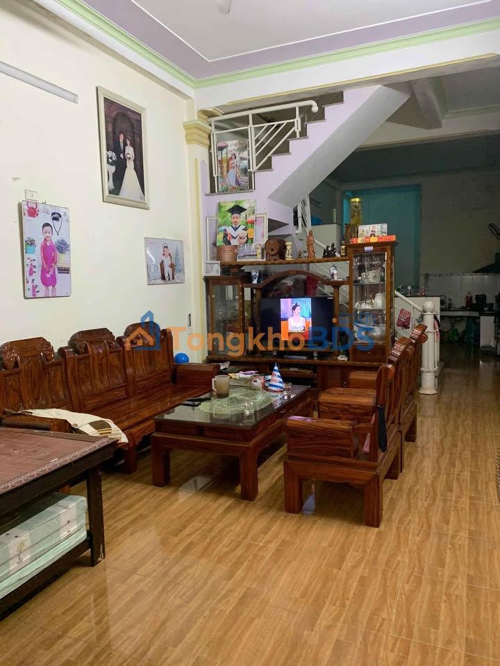 Nhà 2 tầng Phú Sơn Thanh Hóa 80m² 2 tỷ - Ô tô vào nhà