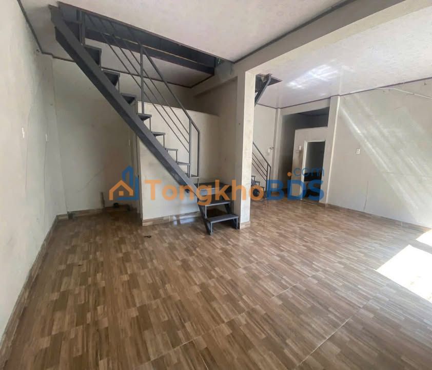 Nhà mặt tiền Tân Quy Q7 46m2 28tr - Kinh doanh ngay