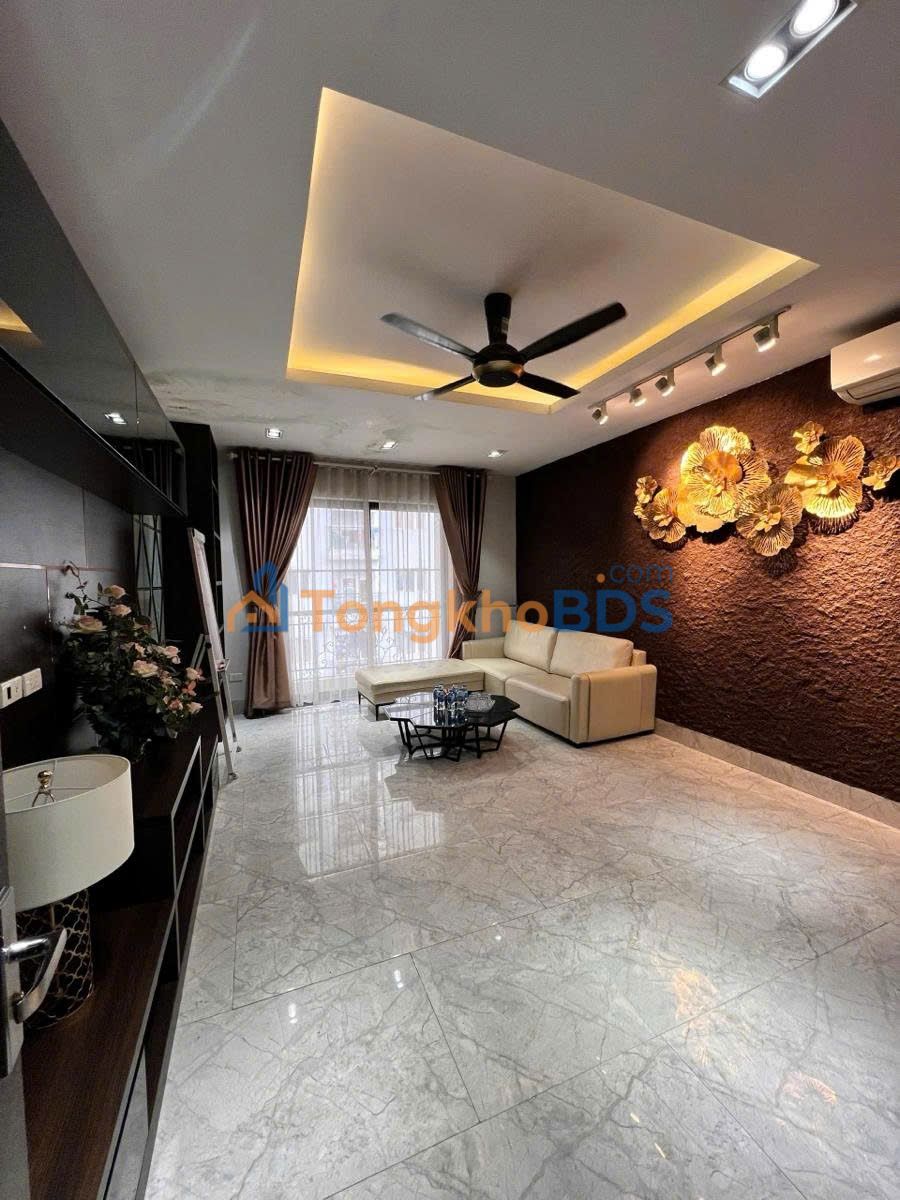 Nhà riêng Hoàng Cầu Đống Đa 68m² 39.9 tỷ - Vị trí đẹp