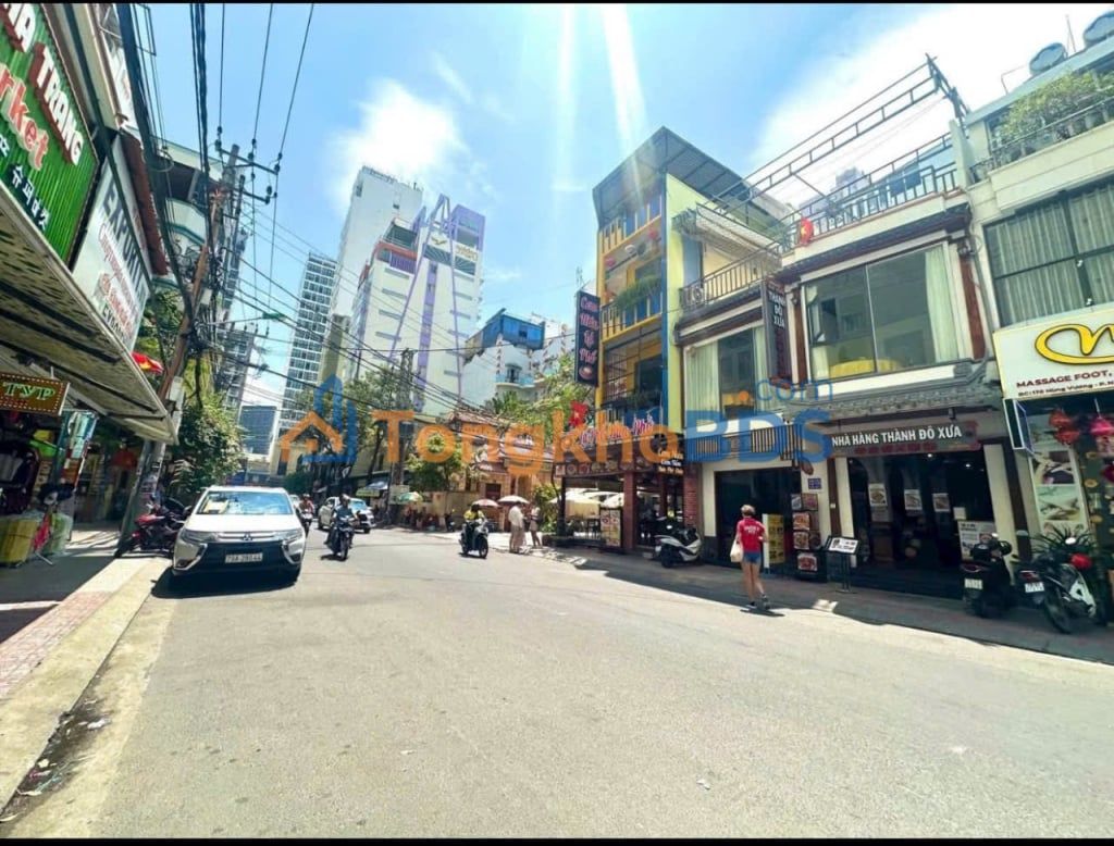 Nhà Lộc Thọ Nha Trang 75.5m2 33.5 tỷ - Vị trí đắc địa