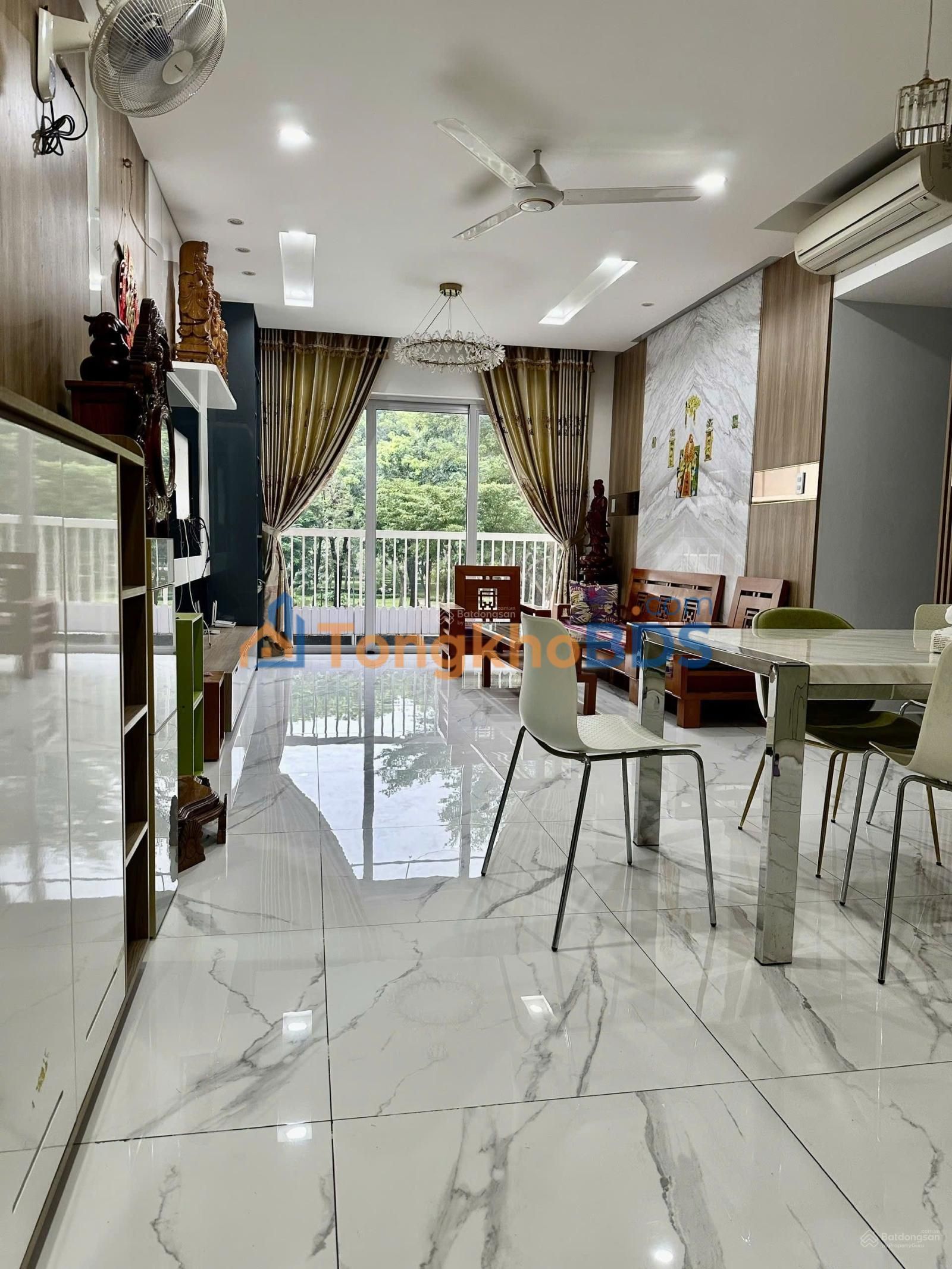 Căn hộ Ruby Celadon City Tân Phú 98m2 15.5 triệu - Bàn giao ngay