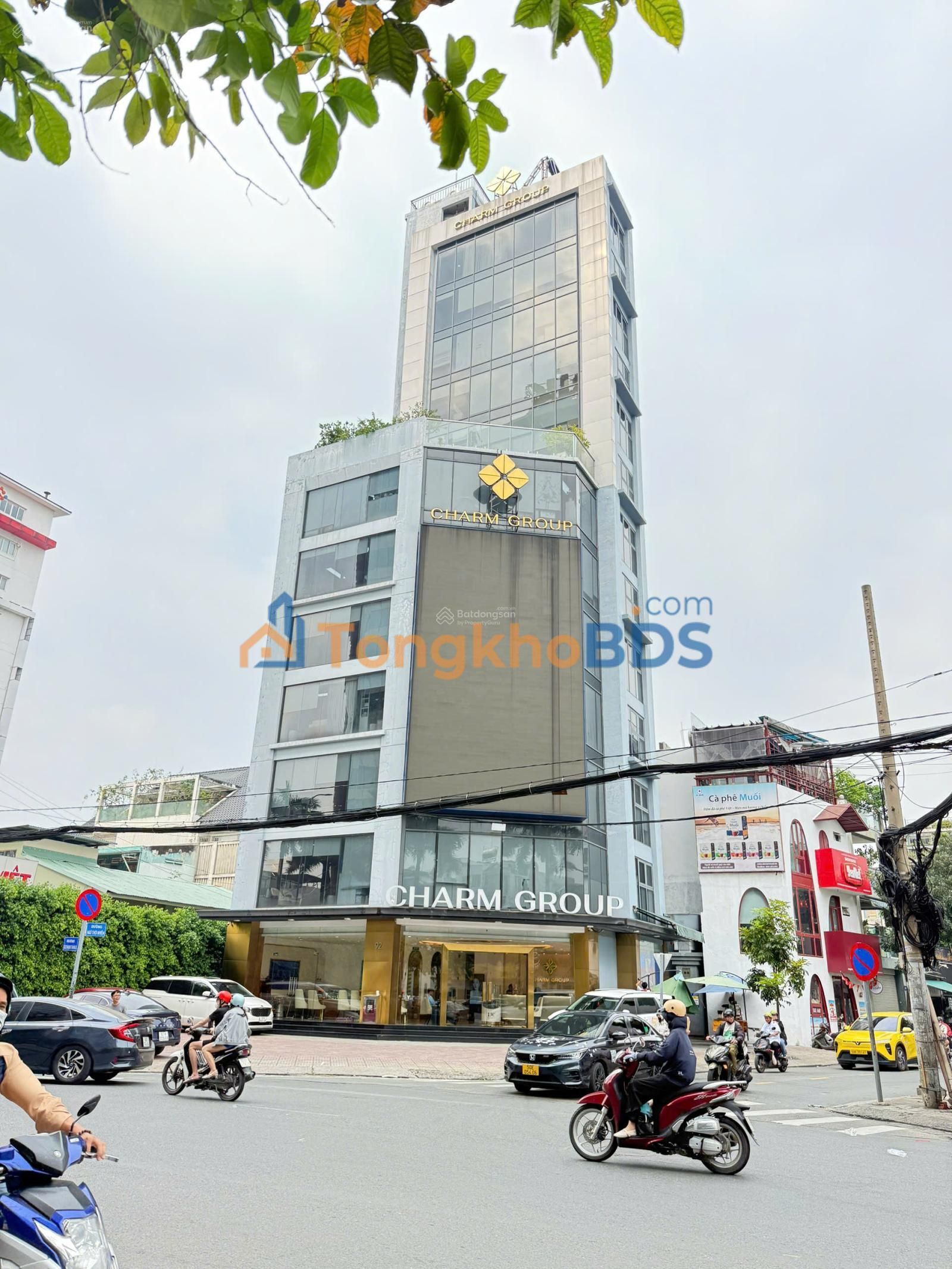 Cho thuê Tòa nhà Góc 2MT CMT8, Q3 - 2500m², 900tr/tháng - Kinh doanh Đa ngành