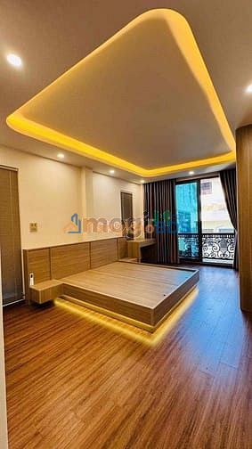 Nhà Lô Góc Võ Thị Sáu 56m² 5 Tầng Thang Máy - 15.8 Tỷ