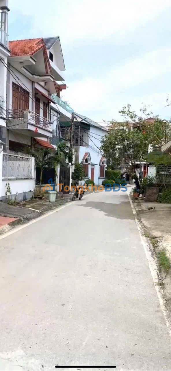 Đất nền Quang Trung Uông Bí 100m² 1.2 tỷ - Ô tô tải vào