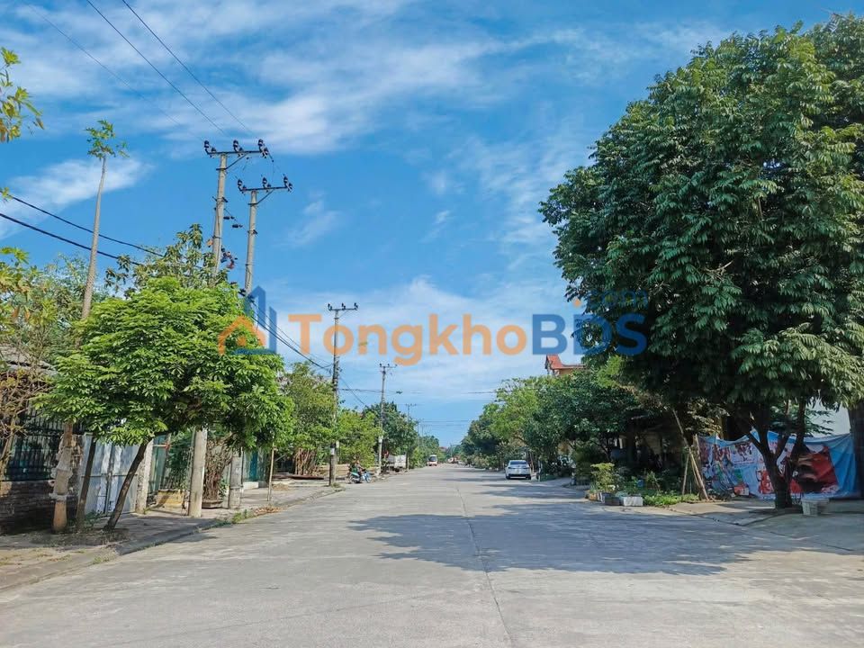 Đất nền Nguyễn Văn Cừ, Ninh Bình 100m² - Đường 20m, Hướng Bắc
