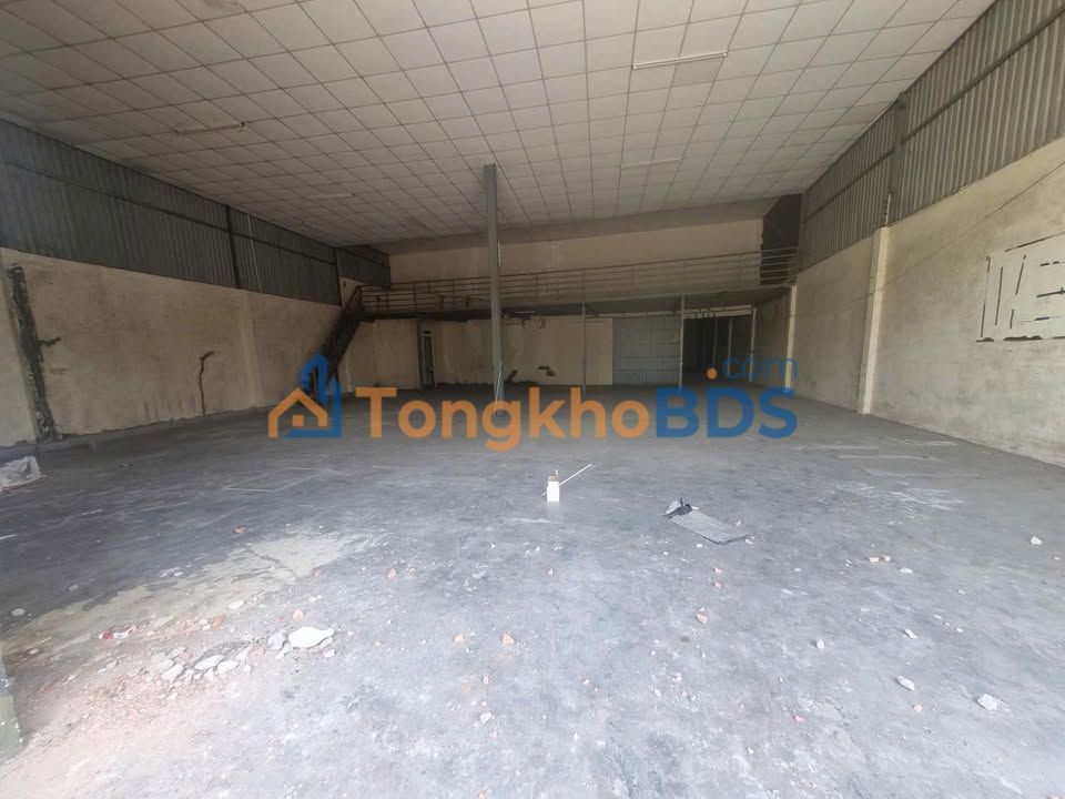 Kho Thạnh Xuân Q12 250m² 15 triệu - Hoạt động ngay