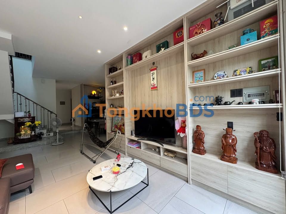 Nhà phố Hiệp Phú 130m² giá 20 tỷ - Mặt tiền kinh doanh