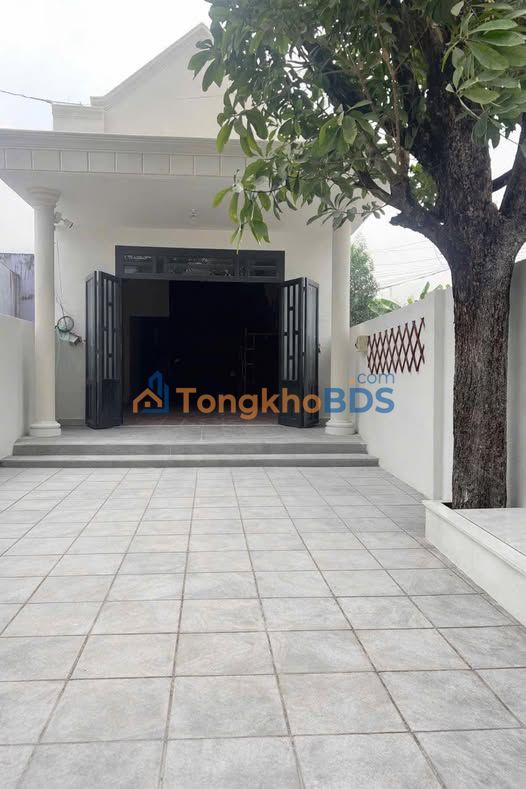 Nhà Mặt Tiền Kinh Doanh Hố Nai, Biên Hòa - Góc 2 Mặt Tiền, 90m², Giá 2.35 Tỷ