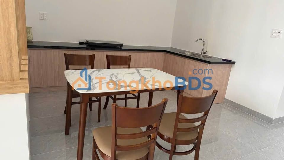 Nhà cho thuê Phạm Ngũ Lão 100m² 8 triệu - Sẵn sàng ở ngay